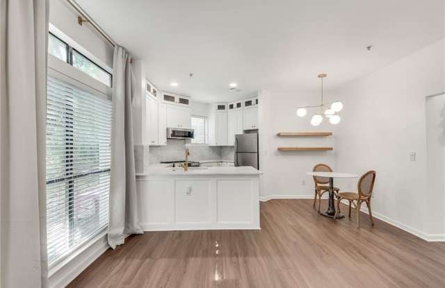821 Ralph Mcgill Boulevard NE photos photos