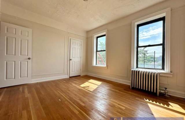 1845 Hobart Ave photos photos