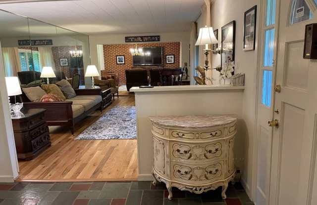 Spacious 5BR House in Columbia photos photos
