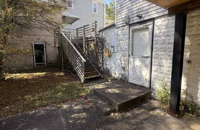 39 Amelia St Gallery 1