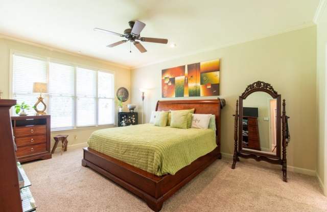 3801 Cambridge Drive Gallery 4