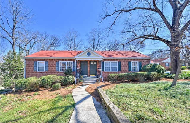 2926 Davis Street SE - 2926 Davis Street, Smyrna, GA 30080