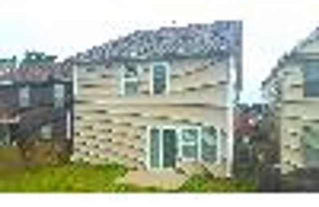 4Bed/2.5Bath 26700 sq ft home located in Wellesley Gallery 3