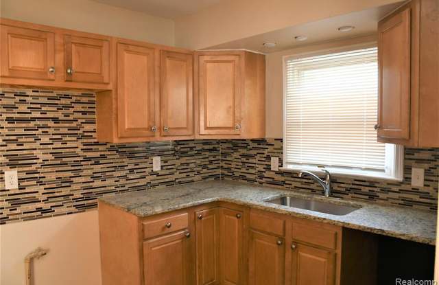 5830 Elizabeth Court Gallery 4