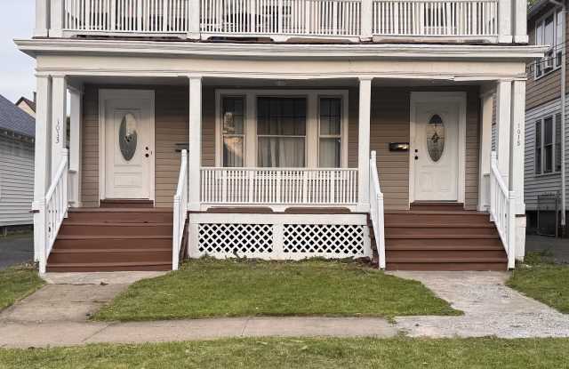 1013 Downer Avenue photos photos