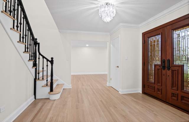 4319 Phyllis Drive Gallery 3