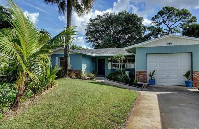 905 SE Flamingo Avenue Gallery 2