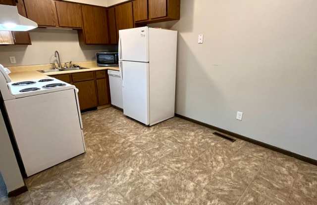 1124 Flammang Dr photos photos