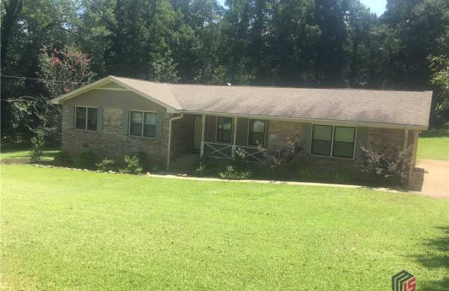 203 Saxon Woods Drive - 203 Saxon Woods Drive, Athens, GA 30607