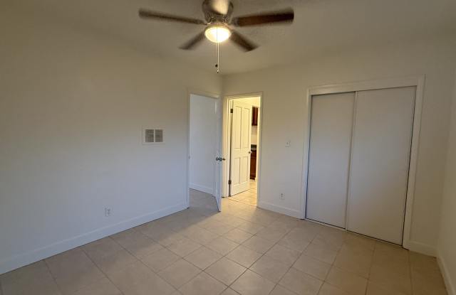 307 North Buena Vista Street photos photos