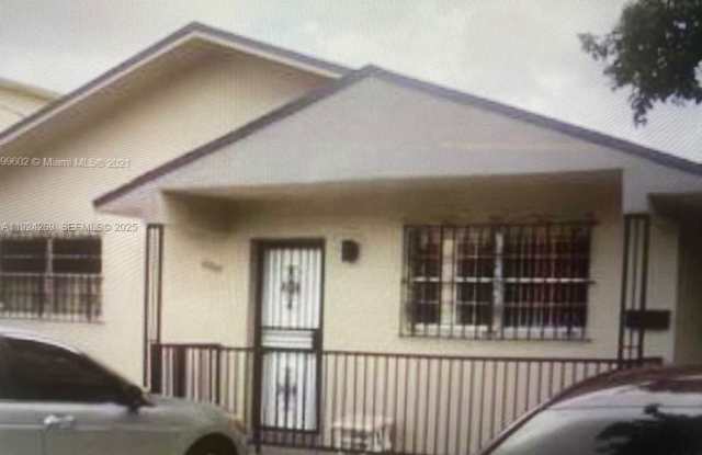 10805 SW 4th St photos photos