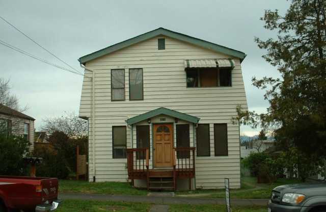 8212 15th Ave NE - 8212 15th Ave NE, Seattle, WA 98115