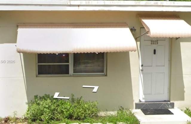 2375 NE 137th St photos photos