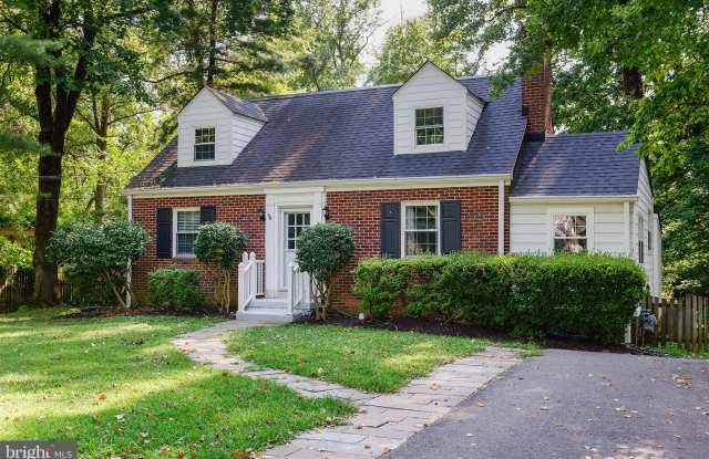 3128 HOLMES RUN ROAD - 3128 Holmes Run Road, West Falls Church, VA 22042