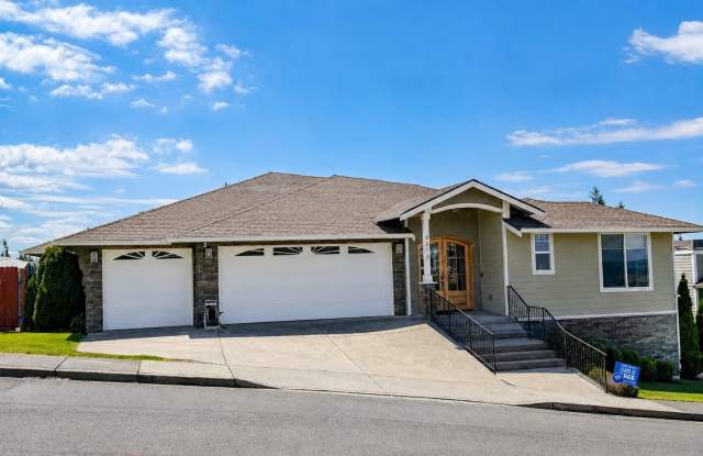 Whiskey Ridge View Home | 5 Bed + Bonus Living Space with Olympic Mountain Views photos photos