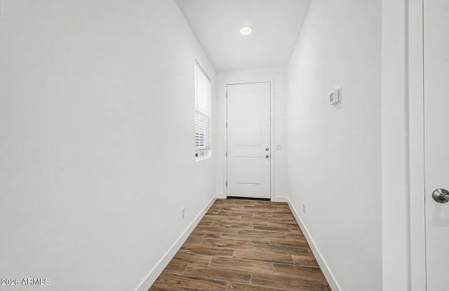 5516 S DILLON Gallery 2