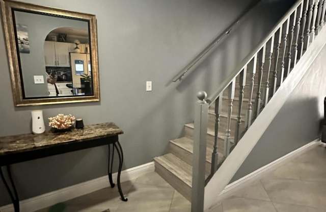 12737 WESTHAMPTON Circle Gallery 3