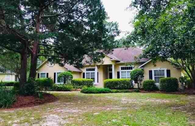 1024 Greenwillow photos photos