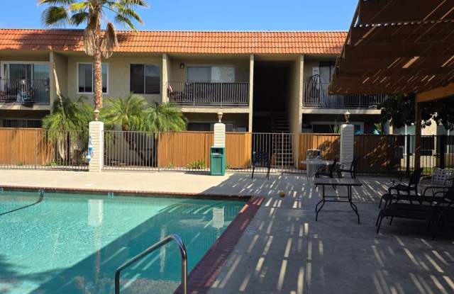 **Special** Renovated downstairs 2 bedroom 1 bath condo in gated community available now photos photos
