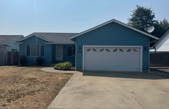 3 bedroom Home in Sutherlin photos photos