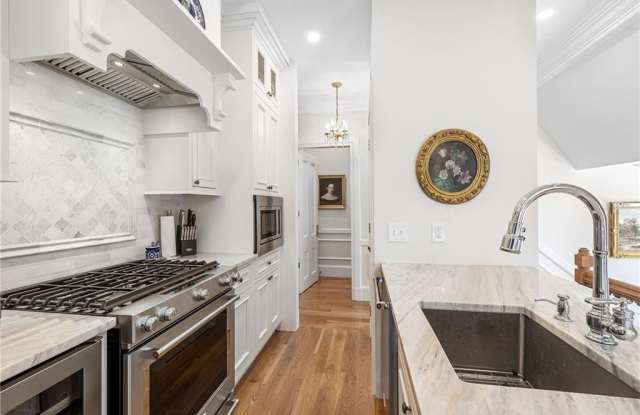 541 Bellevue Avenue Gallery 2
