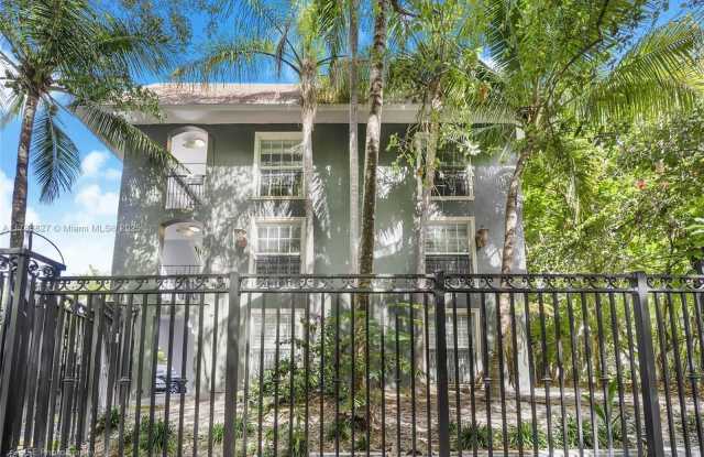 3245 Virginia St photos photos