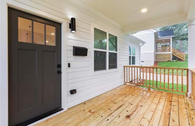 122 Hilltop Drive SW Gallery 3