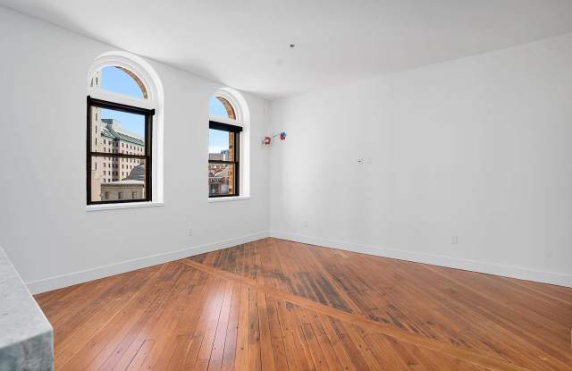 136-144 Westminster St photos photos