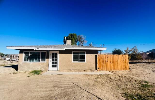2 Bedroom 1 Bathroom Home! - 26422 Community Boulevard, San Bernardino County, CA 92311