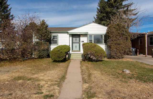 2528 East 15th Street - 2528 East 15th Street, Cheyenne, WY 82001