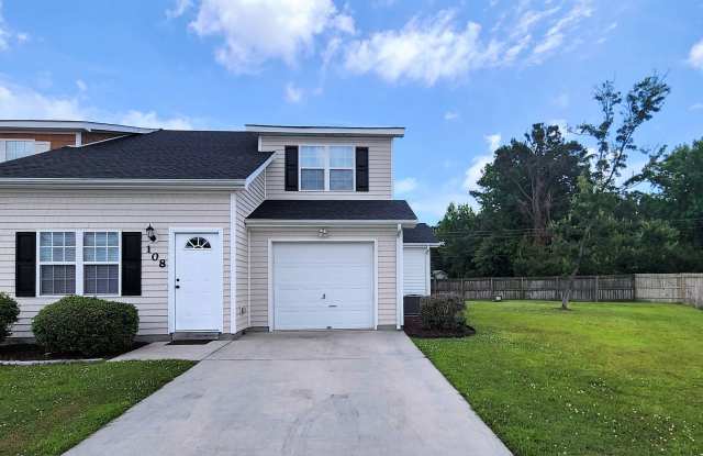 Beautiful 3 bed 2 1/2 bath townhome in a gated community photos photos