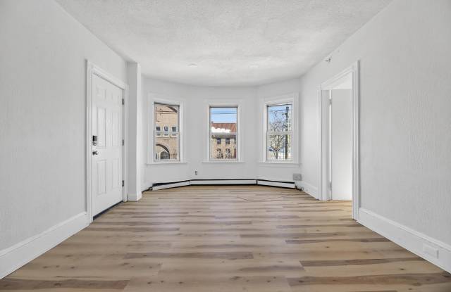 528 Charles St photos photos