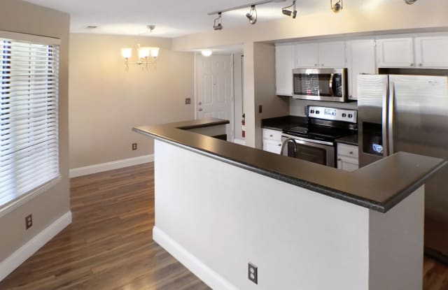 4876 E. Kentucky Ave  Unit E - 4876 East Kentucky Avenue, Glendale, CO 80246