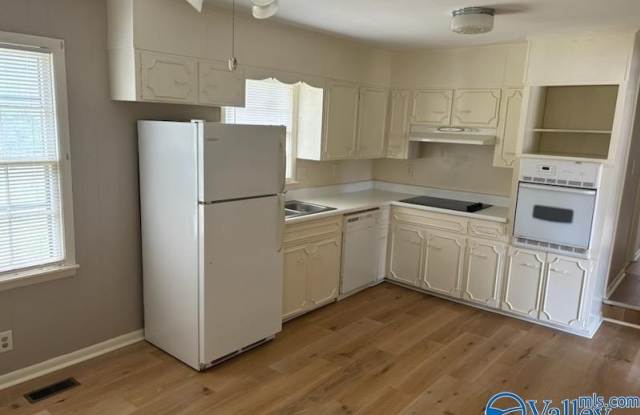 1017 Heard Drive - 1017 Heard Drive Southeast, Huntsville, AL 35803