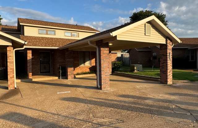 2 Bed / 2 Bath Condo in Greenbriar Available Now! photos photos