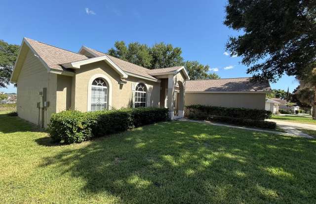 BEAUTIFUL 3 BEDROOMS, 2 BATHS SINGLE FAMILY HOME IN GATED COMMUNITY. Gallery 3