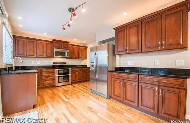35151 CONCORD Lane Gallery 2