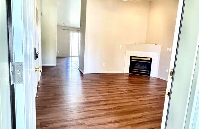 716 5th Way Gallery 3