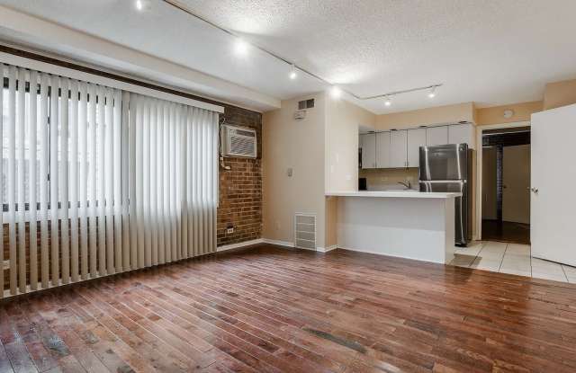 713 W Diversey Pkwy # 7 photos photos