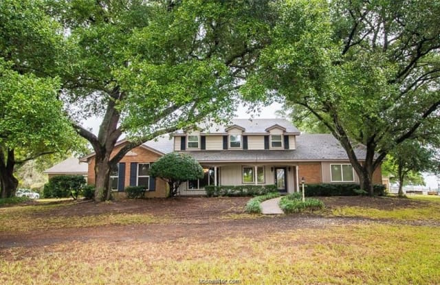 2423 TX 90 - 2423 Texas Highway 90, Madison County, TX 77864