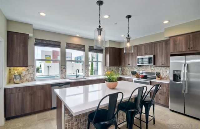 52 Sea Crest Dr - 52 Sea Crest Dr, Chula Vista, CA 91910