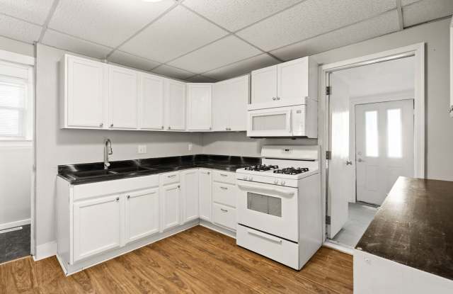 909 Hubbel Street - 1 - 909 Hubbel Street, Kelley, IA 50134