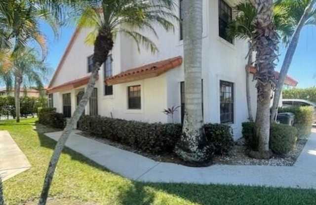 13501 Fountain View Boulevard photos photos