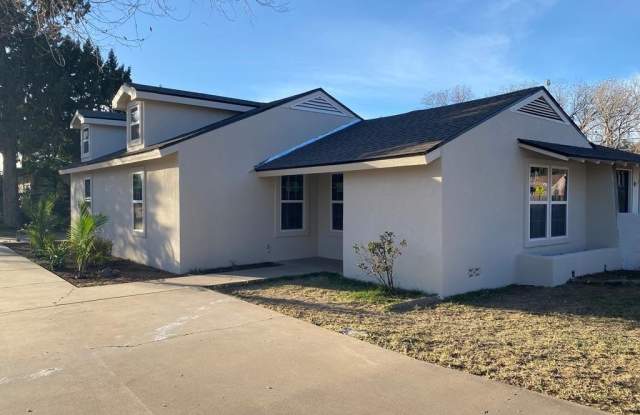 1900 W Tennessee Ave photos photos