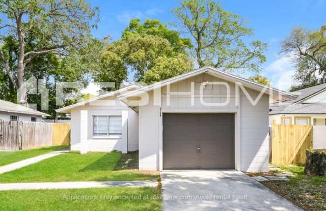 5209 Pope Road photos photos