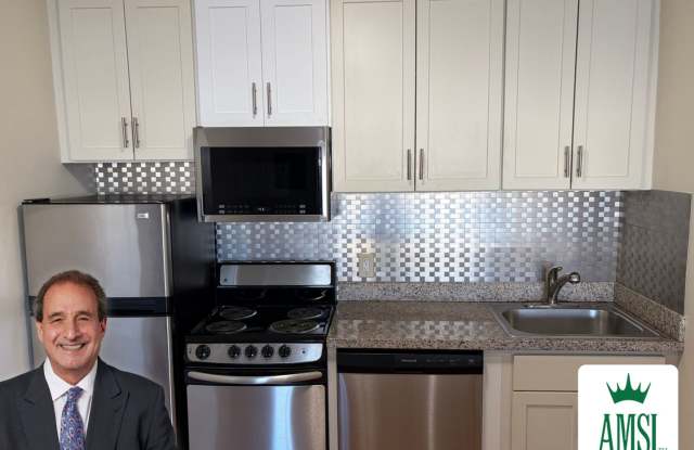 Remodeled Studio in the Haight**Elevator Building with Laundry**Open House**Sat/Sun 1:30-2:30** photos photos Remodeled Studio in the Haight**Elevator Building with Laundry**Open House**Sat/Sun 1:30-2:30** photos photos