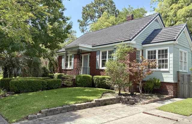 Charming all-brick home located in the heart of Savannah, GA, specifically in the desirable Ardsley Park photos photos