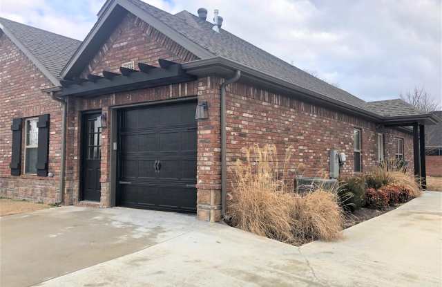 4856 Castlewood Lane Gallery 2