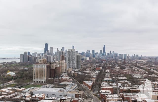 2400 North Lakeview Avenue - 2400 North Lakeview Avenue, Chicago, IL 60614
