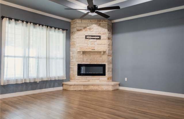 211 Fawn Ridge Drive Gallery 3